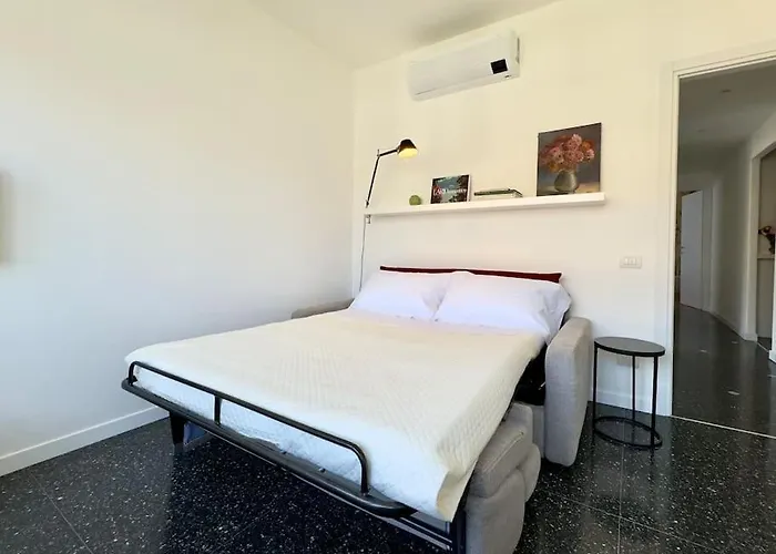 Rosselli Apartment, דירה